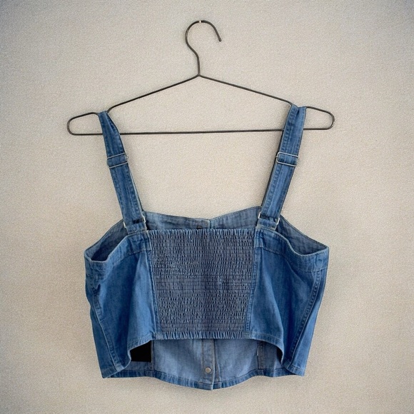 Levi’s Cropped Denim Top - Picture 3 of 4